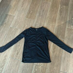 Athleta long sleeve activewear in black size medium